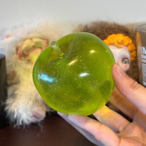 Glittery Apple (Zero bounce-back) Squish Fidget Toy