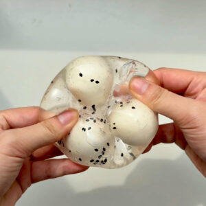 Cracking Sesame Wax Ball Squishy Fidget Toy(Can’t Guarantee Perfect Uncracked Delivery)